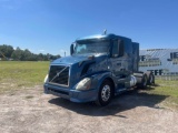 2014 VOLVO TRUCK VNL TANDEM AXLE TRUCK TRACTOR VIN: 4V4NC9EH5EN172412