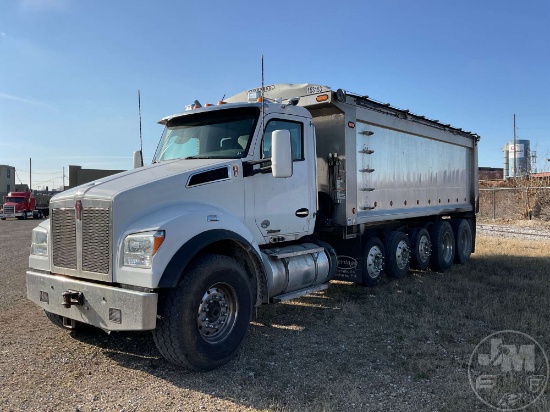 2021 KENWORTH T880 QUINT AXLE DUMP TRUCK VIN: 1NKZXKTX5MJ423761