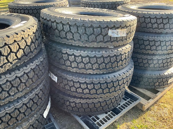 (4) BF GOODRICH DR444 M+S 275/80 R 22.5