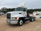2003 MACK CH TANDEM AXLE DAY CAB TRUCK TRACTOR VIN: 1M1AA14Y63W153216