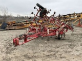 WIL-RICH CHISEL PLOW