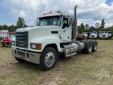 2017 MACK CHU613 TANDEM AXLE DAY CAB TRUCK TRACTOR VIN: 1M1AN07Y8HM026075