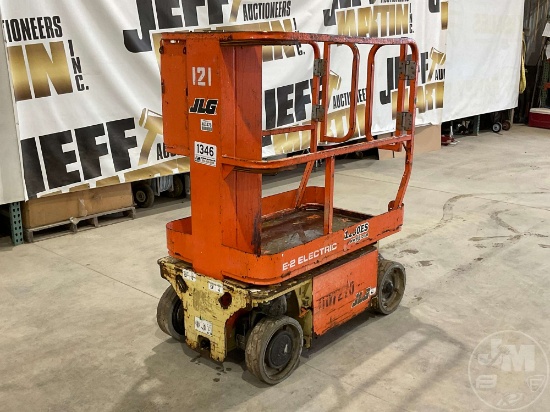 2009 JLG 1230ES 12’...... SCISSOR LIFT SN: A200009589