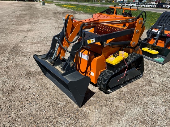 UNUSED, 2023 LANDHERO MODEL LDH-HY450 STAND ON MULTI TERRAIN LOADER