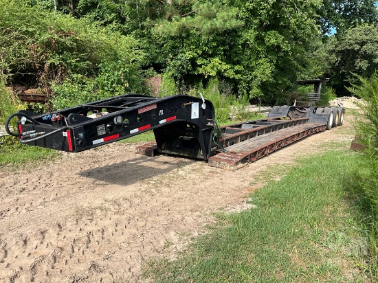 2009 FCJFONTAINE TRAILER CO. HYDRAULIC RGN LOWBOY TRAILER VIN: 13NE5230393546460