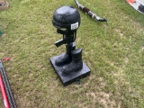 SOLDIERS CROSS YARD STATUE