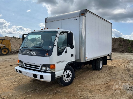 2001 ISUZU NPR/NPR-HD SINGLE AXLE VAN TRUCK VIN: 4KLB4B1R41J801841