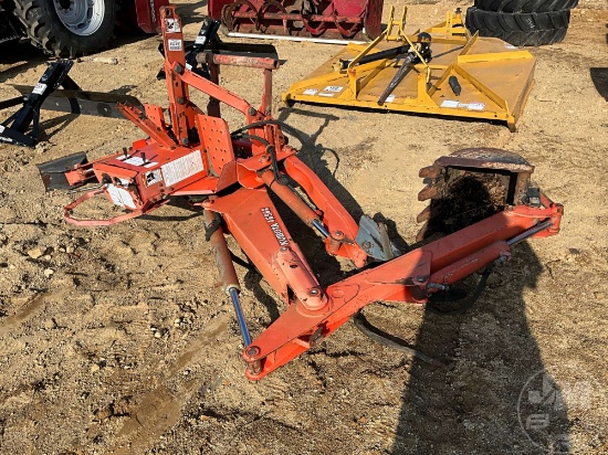 KUBOTA 4690A SN: 31801318 BACKHOE ATTACHMENT