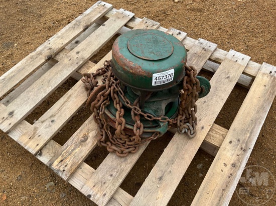 YALE SPUR GEARED BLOCK CHAIN HOIST