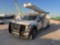 2017 FORD F-550 4X4 MATERIAL HANDLING BUCKET TRUCK VERSALIFT VIN: 1FDUF5HT0HED68541
