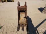 LINK-BELT 290LX73900D SN: RH93055 24 IN. EXCAVATOR BUCKET