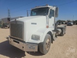 2012 KENWORTH T8 SERIES TANDEM AXLE DAY CAB TRUCK TRACTOR VIN: 1XKDD49X0CJ328745