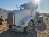 2014 KENWORTH T8 SERIES TANDEM AXLE DAY CAB TRUCK TRACTOR VIN: 1XKDD49X8EJ387237