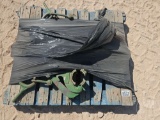PALLET OF PIPE LIFTING TONGS