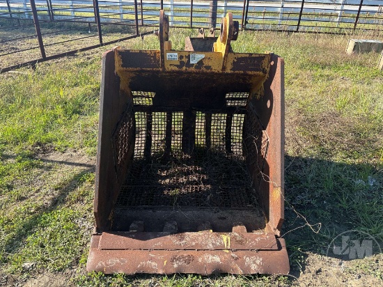 SEC 46 IN. BUCKET