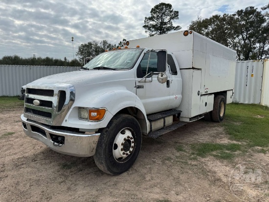 2009 FORD F-750XL SUPER DUTY EXTENDED CAB DEBRIS TRUCK VIN: 3FRNX75A99V163524