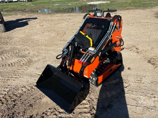 UNUSED 2024 MODEL EG36C WALK BEHIND MULTI TERRAIN LOADER SN: EG36C240923