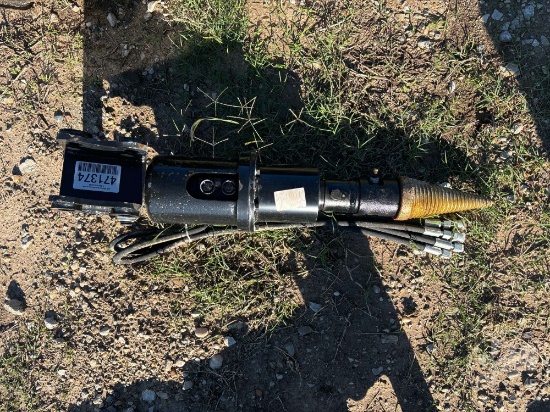 UNUSED  SN: B51801 HYDRAULIC WOOD DRILL
