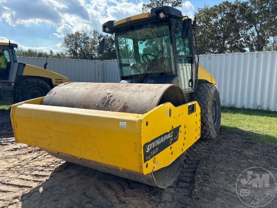 2015 DYNAPAC CA2500D SINGLE DRUM VIBRATORY ROLLER SN: 10000138K0A015007