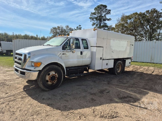 2010 FORD F-750XL SUPER DUTY EXTENDED CAB DEBRIS TRUCK VIN: 3FRNX7FA3AV268515