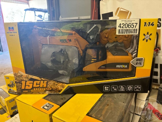 HUI NA 15CH DIE CAST REMOTE CONTROL TOY EXCAVATOR