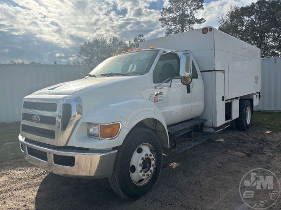 2007 FORD F-750XL SUPER DUTY EXTENDED CAB DEBRIS TRUCK VIN: 3FRNX75A47V510187