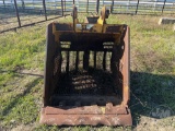 SEC 46 IN. BUCKET