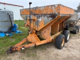 PORTABLE FERTILIZER DISTRIBUTOR