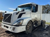 2012 VOLVO  VNL TANDEM AXLE TRUCK TRACTOR VIN: 4V4NC9EJXCN554273