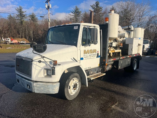 1998 FREIGHTLINER FL70 VIN: 1FV6HJBA3WH927393 S/A VAC