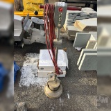 FLOOR BUFFER W/PADS