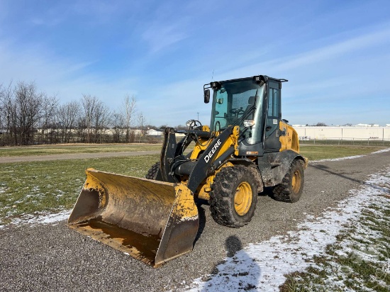 DEERE 324L WHEEL LOADER SN: 1LU324LXJZB060027