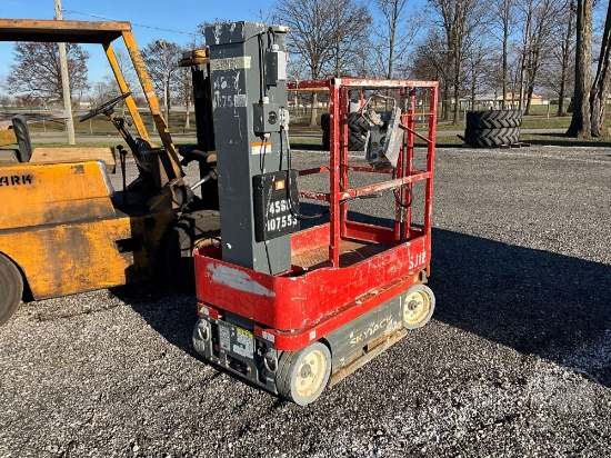 2014 SKYJACK SJ12 12 SCISSOR LIFT SN: 14004565