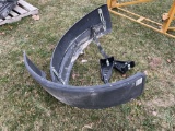 CHALLENGER 675D TRACTOR FENDERS