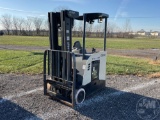 CROWN RC5520-30 FORKLIFT SN: TT190C-RDCR4CHD2