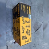 DEWALT XR + ATOMIC BRUSHLESS 7 TOOL COMBO KIT TOOL SET