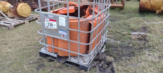 PALLET OF MISC DOOSAN FENDERS