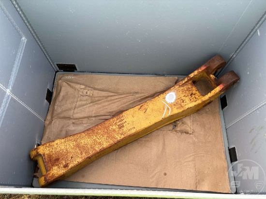 CATERPILLAR 416 STABILIZER ARM