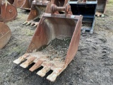 N/A SN: K102048 39”...... BUCKET W/ TEETH