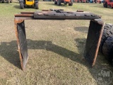 FORKLIFT BALE CLAMP