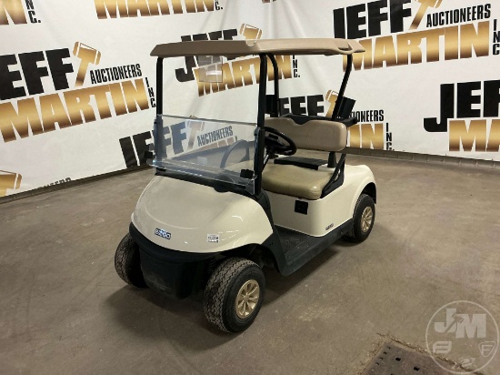 2019 EZ GO RXV 5506166