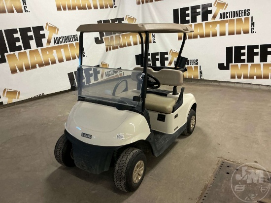 2019 EZ GO RXV 5506178