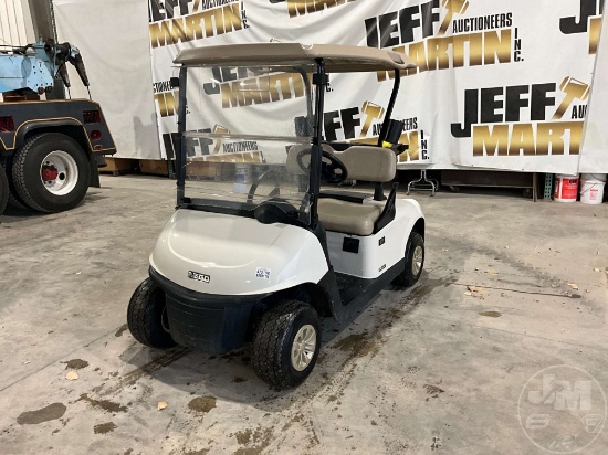 2019 EZ GO RXV 5506168