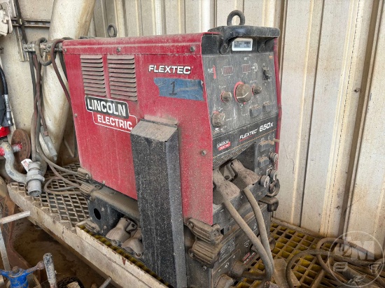 LINCOLN FLEXTEC 650X WELDER SN: U1181100176