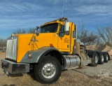 2015 KENWORTH T800 HEAVY HAUL TRI AXLE TRUCK TRACTOR VIN: 1XKDP4TX2FR418307