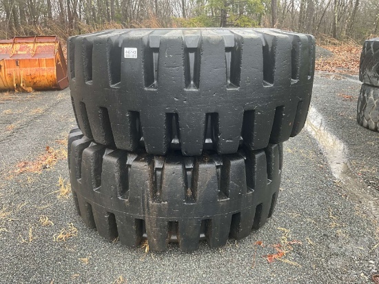 SET OF 2 WHEEL LOADER TIRES ARMOUR 29.5-25L-5 WITH RIMS
