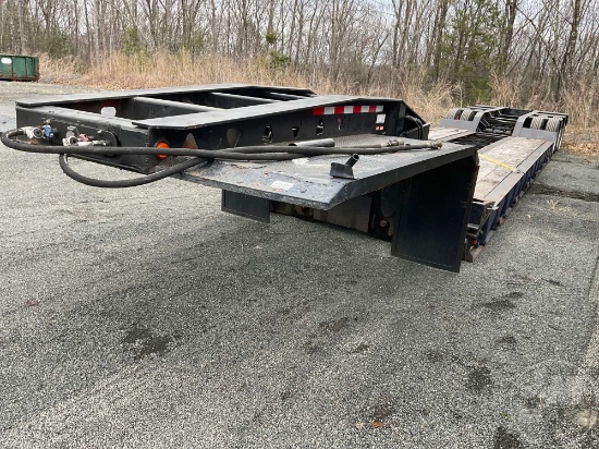 1998 TRAIL KING  HYDRAULIC RGN LOWBOY TRAILER VIN: 1TKJ04938WB090786