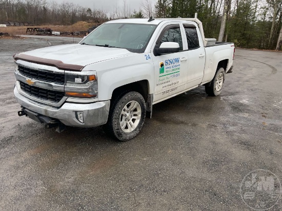 2017 CHEVROLET SILVERADO CREW CAB 4X2 PICKUP VIN: 1GCVKREC7HZ360252