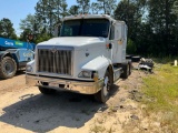 2003 INTERNATIONAL 9200I T/A TANDEM AXLE SLEEPER VIN: 3HSCEAXR53N052705