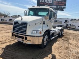 2017 MACK CXU 613 TANDEM AXLE DAY CAB TRUCK TRACTOR VIN: 1M1AW07Y3HM084396